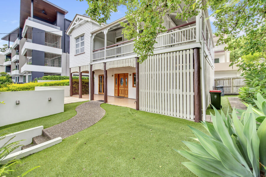 9a Priory Street Indooroopilly , QLD 4068 AUS