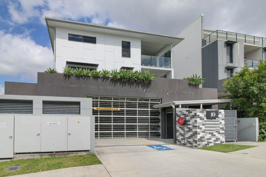 10/45 Clarence Street Indooroopilly , QLD 4068 AUS