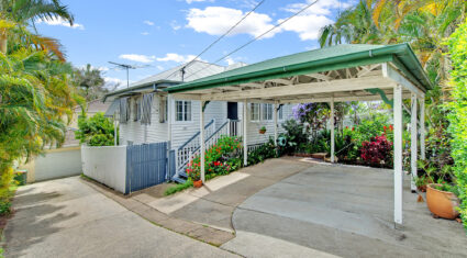 193 Arthur Terrace Bardon , QLD 4065 AUS