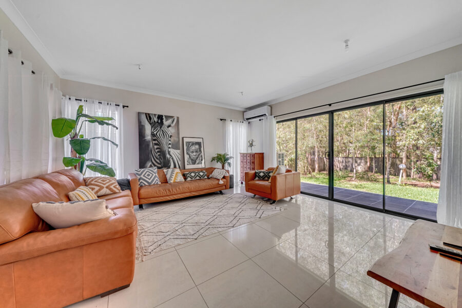 86 Jubilee Avenue Forest Lake , QLD 4078 AUS