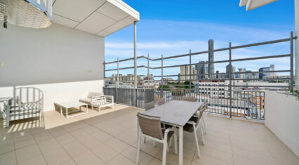 202/50 McLachlan Street Fortitude Valley , QLD 4006 AUS