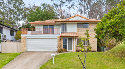 18 Summerfield Place KENMORE , QLD 4069 AUS
