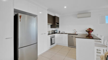 11/9 Bombery Street CANNON HILL , QLD 4170 AUS